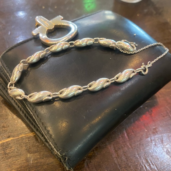 TIFFANY & CO RARE VINTAGE SEAHORSE SILVER Bracelet GORG ELSA PERETTI 90's - Picture 2 of 2